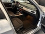 BMW 3-Serie E90 325i Dynamic Executive Aut.-6 | 1e eig. direct van BMW dealer! | 100% schadevrij en dealeronderhouden | Youngtimer | Bijtellingsvriendelijk! |