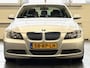 BMW 3-Serie E90 325i Dynamic Executive Aut.-6 | 1e eig. direct van BMW dealer! | 100% schadevrij en dealeronderhouden | Youngtimer | Bijtellingsvriendelijk! |