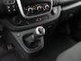 Renault Trafic 2.0DCi 120PK Black Edition | Navigatie | Airco | Cruise | 3-Persoons | Trekhaak