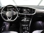 Opel Mokka-e Elegance 50-kWh 136PK | AppleCarPlay/AndroidAuto | Cruise Control | Climate Control | Camera | Digitale Cockpit | Navigatie | FULL LED | TwoTone | Isofix | Armsteun |