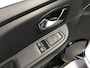 Renault Clio 0.9 TCe Bose I Stoelen verwarming I Cruise I Trekhaak I Navi I Stuurbediening I Regensensor I Airco I New Apk & KB