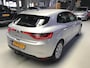 Renault Megane 1.2 TCe Life I Compleet onderhoud I Stoelen verwarming I 6 Bak I Trekhaak I New Apk & KB I Cruise I Airco I Isofix