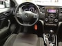 Renault Megane 1.2 TCe Life I Compleet onderhoud I Stoelen verwarming I 6 Bak I Trekhaak I New Apk & KB I Cruise I Airco I Isofix