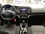Renault Megane 1.2 TCe Life I Compleet onderhoud I Stoelen verwarming I 6 Bak I Trekhaak I New Apk & KB I Cruise I Airco I Isofix