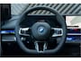 BMW 5-Serie Touring 550e xDrive M-Sport Pro Vol !! M Stoel Bowers&Wilkens Pano Acc Headup ICONIC Stoelvent. Shadow Trekhaak