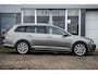 Volkswagen Golf Variant 1.6 TDI DSG7 Highline I Carplay I Stoelverw.&massage I Camera I NL-auto I NAP