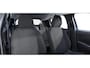 Peugeot 208 Style | Dashboard en deurpanelen in kunststof met carboneffect | Ecoled koplampen | Elektrisch verstelbare en verwarmbare buitenspiegels