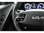 Kia Niro EV Edition Advanced 64.8 kWh - Stoel-/stuurverwarming - Cruise Control - Navigatie - Climate Control - Fabrieksgarantie tot 04-2031