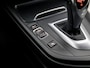 BMW 3-Serie 320i M Sport 184Pk Automaat (GROOT NAVI, M PAKKET, HARMAN/KARDON, APPLE CARPLAY, SPORT AUTOMAAT, STOELVERWARMING, LEDEREN SPORTSTOELEN, DIGITAL COCKPIT, GETINT GLAS, FLIPPERS, NIEUWSTAAT)