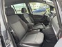 Opel Zafira 1.6-16V Enjoy 7-Persoons 105 PK. Mooie en als nieuw rijdende auto met slecht 137.000 KM !!! Distributieriem en waterpomp vervangen bij 95.000 KM !!