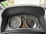 Opel Zafira 1.6-16V Enjoy 7-Persoons 105 PK. Mooie en als nieuw rijdende auto met slecht 137.000 KM !!! Distributieriem en waterpomp vervangen bij 95.000 KM !!