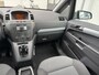 Opel Zafira 1.6-16V Enjoy 7-Persoons 105 PK. Mooie en als nieuw rijdende auto met slecht 137.000 KM !!! Distributieriem en waterpomp vervangen bij 95.000 KM !!