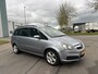 Opel Zafira 1.6-16V Enjoy 7-Persoons 105 PK. Mooie en als nieuw rijdende auto met slecht 137.000 KM !!! Distributieriem en waterpomp vervangen bij 95.000 KM !!