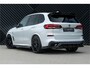 BMW X5 xDrive45e M-Sport ACC Skylounge Mstoelen Headup Achteras Laser Stoelvent Trekhaak