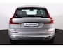 Volvo XC60 T6 Recharge AWD Core Bright - LONG RANGE - Panorama/schuifdak - IntelliSafe Assist & Surround - Parkeercamera achter - Verwarmde voorstoelen, stuur & achterbank - Parkeersensoren voor & achter - Draadloze tel. lader - High Performance audio - 18' LMV