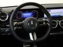 Mercedes-Benz A-klasse 180 Star Edition AMG Line Panoramadak / Nightpakket / Keyless / 19'' Velgen / Parkeercamera / Carplay /
