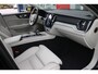 Volvo V60 Cross Country 2.0 B5 250PK CROSSCOUNTRY AWD Ultimate AWD (VIERWIELAANDRIJVING) | PANORAMISCH SCHUIF/KANTELDAK | PARKEERVERWARMING MET TIMER (STANDKACHEL) | MORITZ LEDEREN BEKLEDING MET COMFORTSTOELEN EN DUAL TONE LEDEREN STUURWIEL | ELEKTRISCH VERSTELBARE VOORSTOELEN MET GEHEUGEN OP BEIDE STOELEN | STOEL, STUUR EN ACHTERBANKVERWARMING | PREMIUM AUDIO BY HARMAN KARDON | ADAPTIEVE FULL LED KOPLAMPEN | LED MISTLAMPEN |VERLICHTINGS PACK 2 | INTELSAFE SURROUND | PARK ASSIST "VISIUAL PARK ASSIST" INCL. 360° VIEW | ROESTVRIJSTALEN SIDE SCUFF PLATES MET ''CROSS COUNTRY" INSCIPTIE | EXTRA GETINT GLAS OP ACHTER |