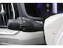 Volvo V60 Cross Country 2.0 B5 250PK CROSSCOUNTRY AWD Ultimate AWD (VIERWIELAANDRIJVING) | PANORAMISCH SCHUIF/KANTELDAK | PARKEERVERWARMING MET TIMER (STANDKACHEL) | MORITZ LEDEREN BEKLEDING MET COMFORTSTOELEN EN DUAL TONE LEDEREN STUURWIEL | ELEKTRISCH VERSTELBARE VOORSTOELEN MET GEHEUGEN OP BEIDE STOELEN | STOEL, STUUR EN ACHTERBANKVERWARMING | PREMIUM AUDIO BY HARMAN KARDON | ADAPTIEVE FULL LED KOPLAMPEN | LED MISTLAMPEN |VERLICHTINGS PACK 2 | INTELSAFE SURROUND | PARK ASSIST "VISIUAL PARK ASSIST" INCL. 360° VIEW | ROESTVRIJSTALEN SIDE SCUFF PLATES MET ''CROSS COUNTRY" INSCIPTIE | EXTRA GETINT GLAS OP ACHTER |