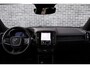 Volvo EX40 Single Motor Extended Range Core Business 82 kWh | Adaptieve cruise control | Harman Kardon Audio | Parkeersensoren voor + achter | Parkeercamera | 19" velgen | Stoelverwarming voorzijde | Stuurwielverwarming | Warmtepomp |