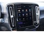Volvo EX40 Single Motor Extended Range Core Business 82 kWh | Adaptieve cruise control | Harman Kardon Audio | Parkeersensoren voor + achter | Parkeercamera | 19" velgen | Stoelverwarming voorzijde | Stuurwielverwarming | Warmtepomp |