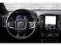 Volvo EX40 Single Motor Extended Range Core Business 82 kWh | Adaptieve cruise control | Harman Kardon Audio | Parkeersensoren voor + achter | Parkeercamera | 19" velgen | Stoelverwarming voorzijde | Stuurwielverwarming | Warmtepomp |