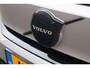 Volvo EX40 Single Motor Extended Range Core Business 82 kWh | Adaptieve cruise control | Harman Kardon Audio | Parkeersensoren voor + achter | Parkeercamera | 19" velgen | Stoelverwarming voorzijde | Stuurwielverwarming | Warmtepomp |