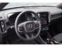 Volvo EX40 Single Motor Extended Range Core Business 82 kWh | Adaptieve cruise control | Harman Kardon Audio | Parkeersensoren voor + achter | Parkeercamera | 19" velgen | Stoelverwarming voorzijde | Stuurwielverwarming | Warmtepomp |