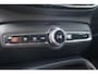Volvo EX40 Single Motor Extended Range Core Business 82 kWh | Adaptieve cruise control | Harman Kardon Audio | Parkeersensoren voor + achter | Parkeercamera | 19" velgen | Stoelverwarming voorzijde | Stuurwielverwarming | Warmtepomp |