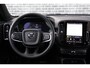 Volvo EX40 Single Motor Extended Range Core Business 82 kWh | Adaptieve cruise control | Harman Kardon Audio | Parkeersensoren voor + achter | Parkeercamera | 19" velgen | Stoelverwarming voorzijde | Stuurwielverwarming | Warmtepomp |