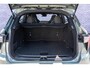 Volvo EX40 Single Motor Extended Range Core Business 82 kWh | Adaptieve cruise control | Harman Kardon Audio | Parkeersensoren voor + achter | Parkeercamera | 19" velgen | Stoelverwarming voorzijde | Stuurwielverwarming | Warmtepomp |