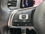 Volkswagen T-Roc 1.5 TSI R-line / Digitaal dashboard / Navigatie / 2x R-line / Afneembare trekhaak / Parkeersensoren V+A / **