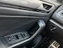 Volkswagen T-Roc 1.5 TSI R-line / Digitaal dashboard / Navigatie / 2x R-line / Afneembare trekhaak / Parkeersensoren V+A / **