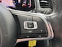 Volkswagen T-Roc 1.5 TSI 150pk R-line / Digitaal dashboard / Navigatie / 2x R-line / Afneembare trekhaak / Parkeersensoren V+A /
