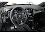 Volvo XC40 1.5 T4 Recharge R-Design | Panoramadak | Stoelverwarming | Parkeercamera | Parkeersensoren voor + achter | 21" Lichtmetalen velgen | High Performance Audio | Volvo on Call |