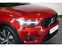 Volvo XC40 1.5 T4 Recharge R-Design | Panoramadak | Stoelverwarming | Parkeercamera | Parkeersensoren voor + achter | 21" Lichtmetalen velgen | High Performance Audio | Volvo on Call |