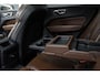 Volvo XC60 T8 Twin Engine AWD Inscription | Luchtvering | 360 graden Camera | Panoramisch schuif-/kanteldak | BLIS | Adaptieve Cruise Control | Geventileerde stoelen | Stoelkoeling & verwarming | Smartphone integratie |
