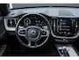 Volvo XC60 T8 Twin Engine AWD Inscription | Luchtvering | 360 graden Camera | Panoramisch schuif-/kanteldak | BLIS | Adaptieve Cruise Control | Geventileerde stoelen | Stoelkoeling & verwarming | Smartphone integratie |