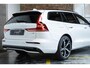 Volvo V60 T6 Plug-in hybrid AWD Plus Dark | Head-Up Display | Panoramadak met Schuif-/Kantelfunctie | Harman Kardon Premium Audio | Nappa Lederen Contourstoelen | 360º Camera | Keyless