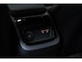 Volvo V60 T6 Plug-in hybrid AWD Plus Dark | Direct Beschikbaar | Head-Up Display | Schuif/Kantel Panoramadak | Harman Kardon Premium Audio | Nappa Lederen Contourstoelen | 360º Camera |