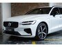 Volvo V60 T6 Plug-in hybrid AWD Plus Dark | Head-Up Display | Panoramadak met Schuif-/Kantelfunctie | Harman Kardon Premium Audio | Nappa Lederen Contourstoelen | 360º Camera | Keyless