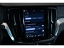 Volvo V60 T6 Plug-in hybrid AWD Plus Dark | Head-Up Display | Panoramadak met Schuif-/Kantelfunctie | Harman Kardon Premium Audio | Nappa Lederen Contourstoelen | 360º Camera | Keyless