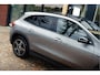 Mercedes-Benz GLA 250 e Aut. 218PK | Business Solution AMG | Panoramadak | Burmester | Head-Up Display | Sfeerverlichting | Carbon Interieur | 19" LM Velgen | Achteruitrijcamera |
