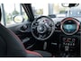 MINI Clubman Cooper S Aut. 192PK | JCW Pack | NEXT GARANTIE TOT 04-2027 | Panoramadak | Harman Kardon | JCW Seats | Trekhaak | Head-Up Display |