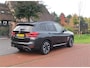 BMW iX3 Executive 80 kWh | Panoramadak | Camera | Trekhaak | Sfeerverlichting | Apple Carplay |