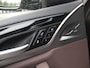 BMW iX3 Executive 80 kWh | Panoramadak | Camera | Trekhaak | Sfeerverlichting | Apple Carplay |