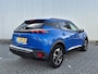 Peugeot e-2008 EV Blue Lease Allure 50 kWh | Camera | Cruise Control | Navigatie | Apple Carplay / Android Auto | 17" Licht Metalen Velgen | Connected services | DAB ontvanger | Keyless start