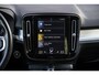 Volvo XC40 1.5 T2 Momentum | Automaat | Stoel- en stuurverwarming | Navigatie | Achteruitrijcamera | Apple Carplay / Android Auto | Parkeersensoren voor + achter | LED koplampen |