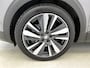 Peugeot 3008 1.6 HYbrid Première 300pk Automaat | Kunstlederen/Alcantara Bekleding | Navigatie | Climate Control | Adaptieve Cruise Control | Achteruitrijcamera | Parkeersensoren Voor + Achter | Dodehoek Detectie | LED | Keyless Entry/Start | 19" Lichtmetalen Velgen | Apple Carplay/Android Auto |