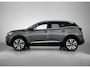 Peugeot 3008 1.6 HYbrid Première 300pk Automaat | Kunstlederen/Alcantara Bekleding | Navigatie | Climate Control | Adaptieve Cruise Control | Achteruitrijcamera | Parkeersensoren Voor + Achter | Dodehoek Detectie | LED | Keyless Entry/Start | 19" Lichtmetalen Velgen | Apple Carplay/Android Auto |