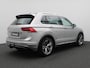 Volkswagen Tiguan 1.4 TSI ACT Highline 150PK DSG R-Line, Pano-schuifdak, Ergo Comfort Stoelen, Achteruitrijcamera, Stoelverwarming, Trekhaak, Full LED, 19" LM Velgen